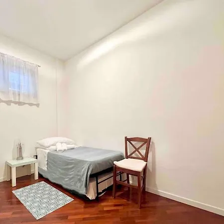 Frontemare - Elegante Sul Lungomare Con Wi-fi, Parking E Bici