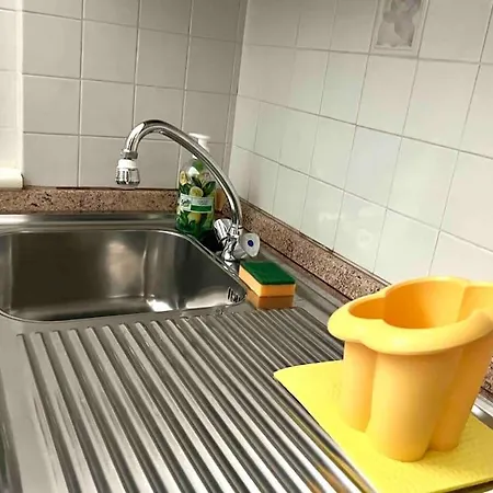 Frontemare - Elegante Sul Lungomare Con Wi-fi, Parking E Bici Apartman Porto San Giorgio