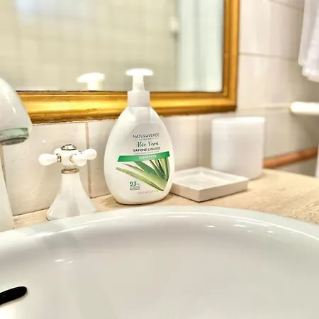 Frontemare - Elegante Sul Lungomare Con Wi-fi, Parking E Bici Porto San Giorgio