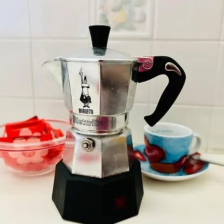 Apartman Frontemare - Elegante Sul Lungomare Con Wi-fi, Parking E Bici